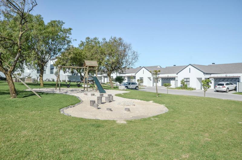 2 Bedroom Property for Sale in Brackenfell South Western Cape